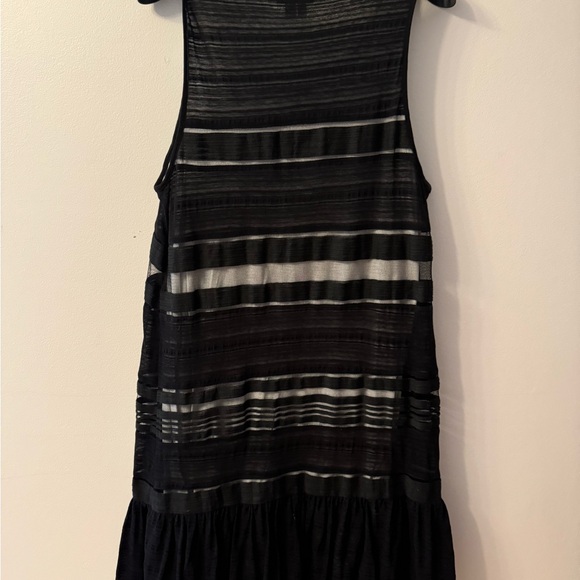 Theory black dress size small worn once - Picture 2 of 4
